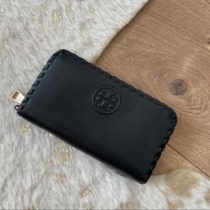Tory Burch Wallet | In great condition! |
